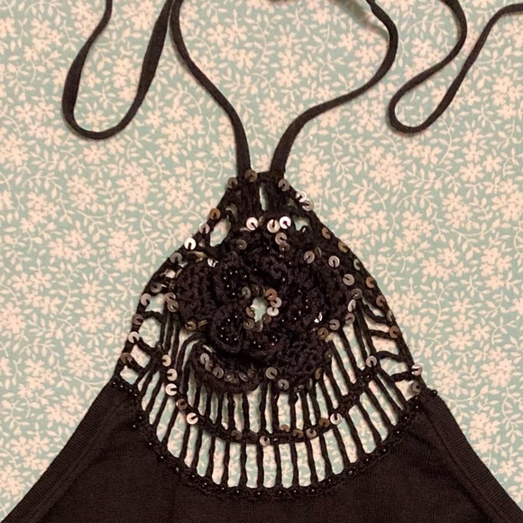 Vintage/Retro Halter w/ crocheted flower and sequins, Size: Medium - Picture 6 of 8